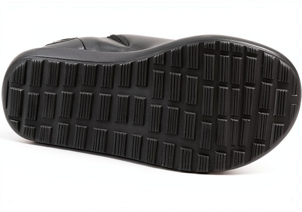 Amazon Essentials Slip Resistant Service Shoes Women Black-3